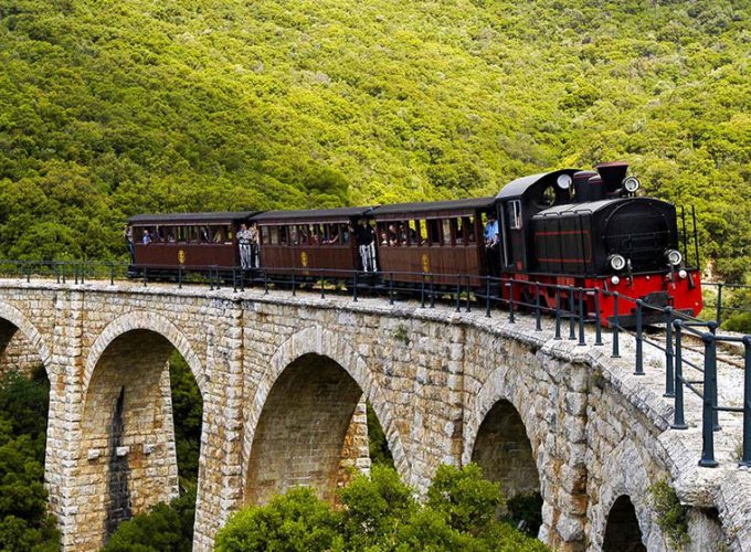 Pelion steam train - taxiinvolos.gr