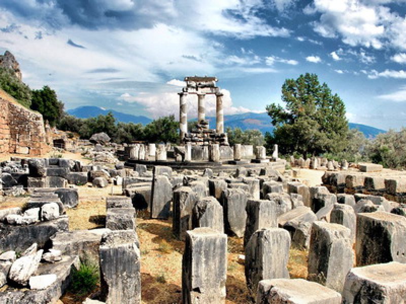 Volos – Delphi – Athens Tour